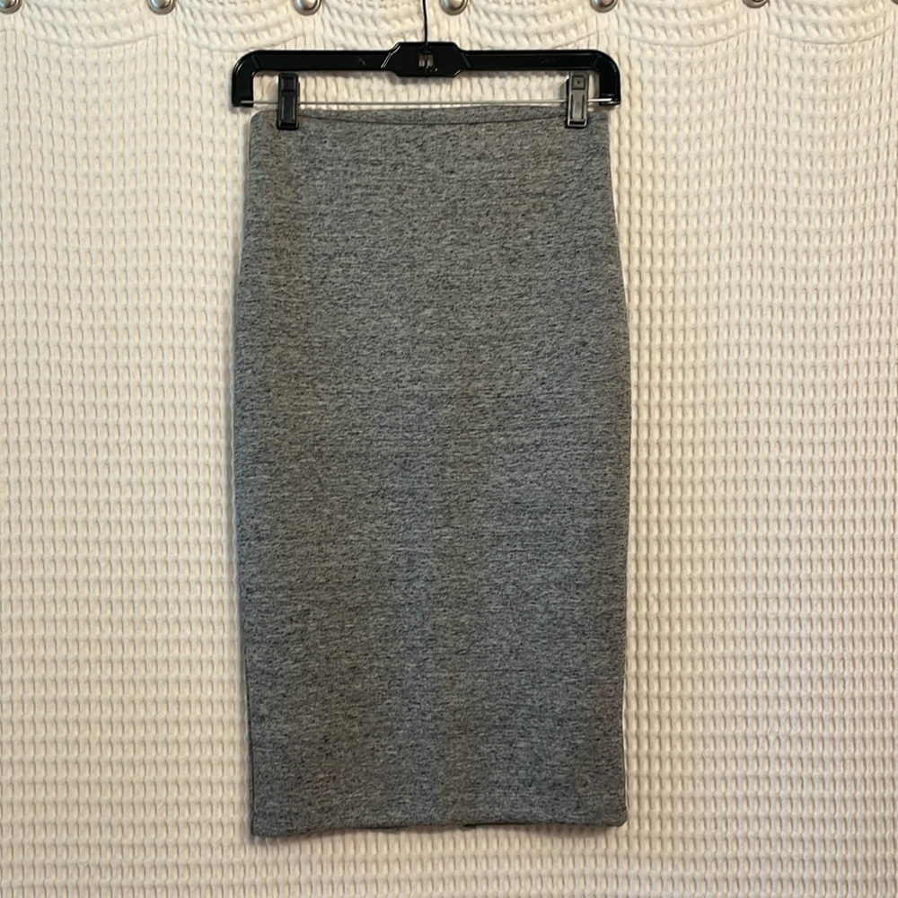 H&M stretch pencil skirt